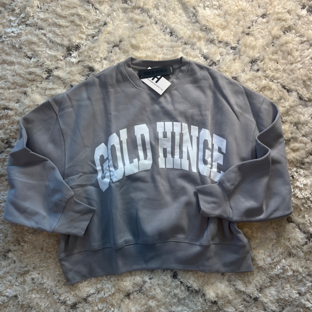 🩶 Gold Hinge Light Grey GH Wide Arm Sweatshirt Top